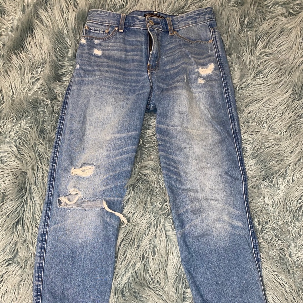 Women’s Medium Wash Abercrombie & Fitch Jeans